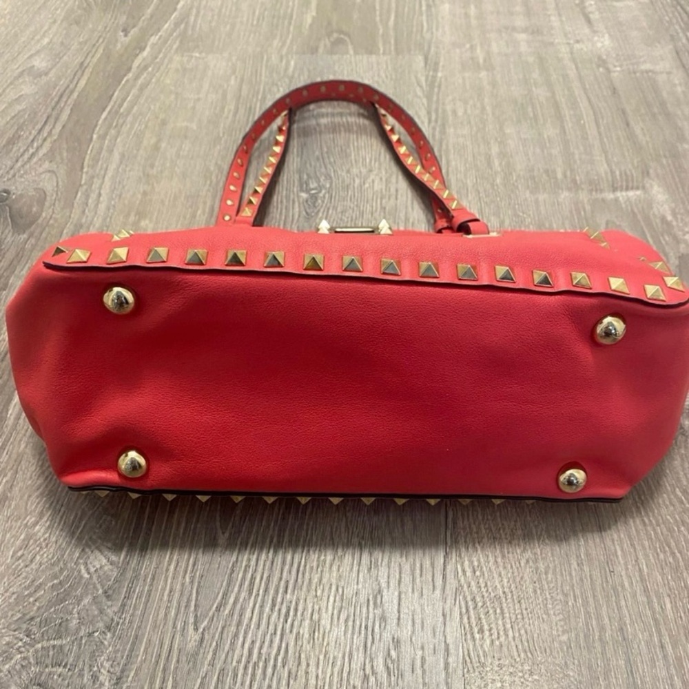 Valentino Garavani Rockstud Pink Small Tote Calfskin leather Bag - Picture 9 of 13